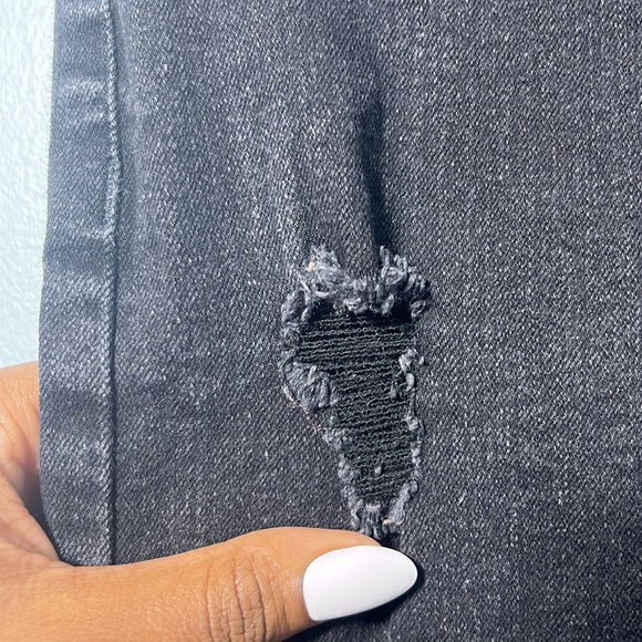 • Guess Los Angeles Black Ripped Skinny Embellished/bling Jeans - Picture 6 of 17